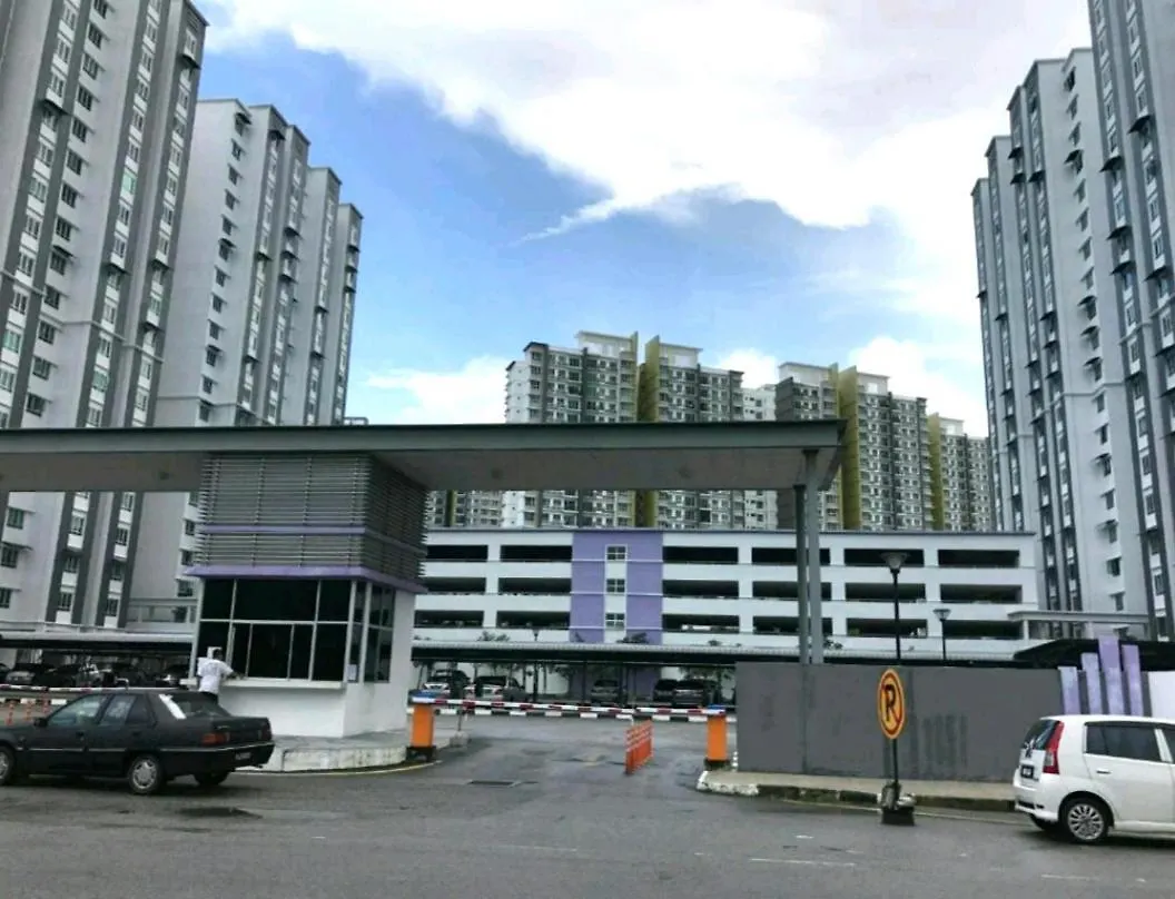 Leezahomestay Bayan Lepas Apartment